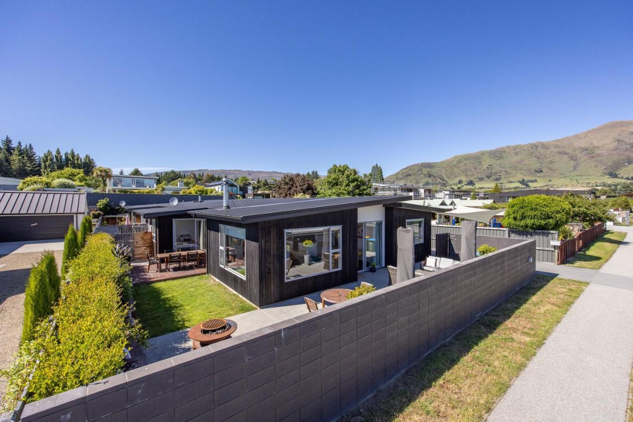 Prime Location On Warren St - 3 Bedroom Town House Wanaka Exterior foto